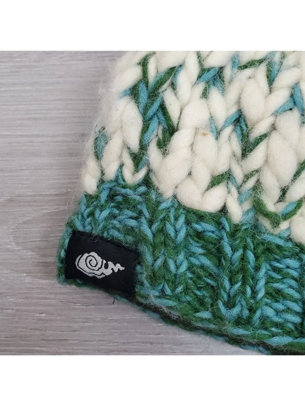 Everest Designs children's knit fleece-lined beanie